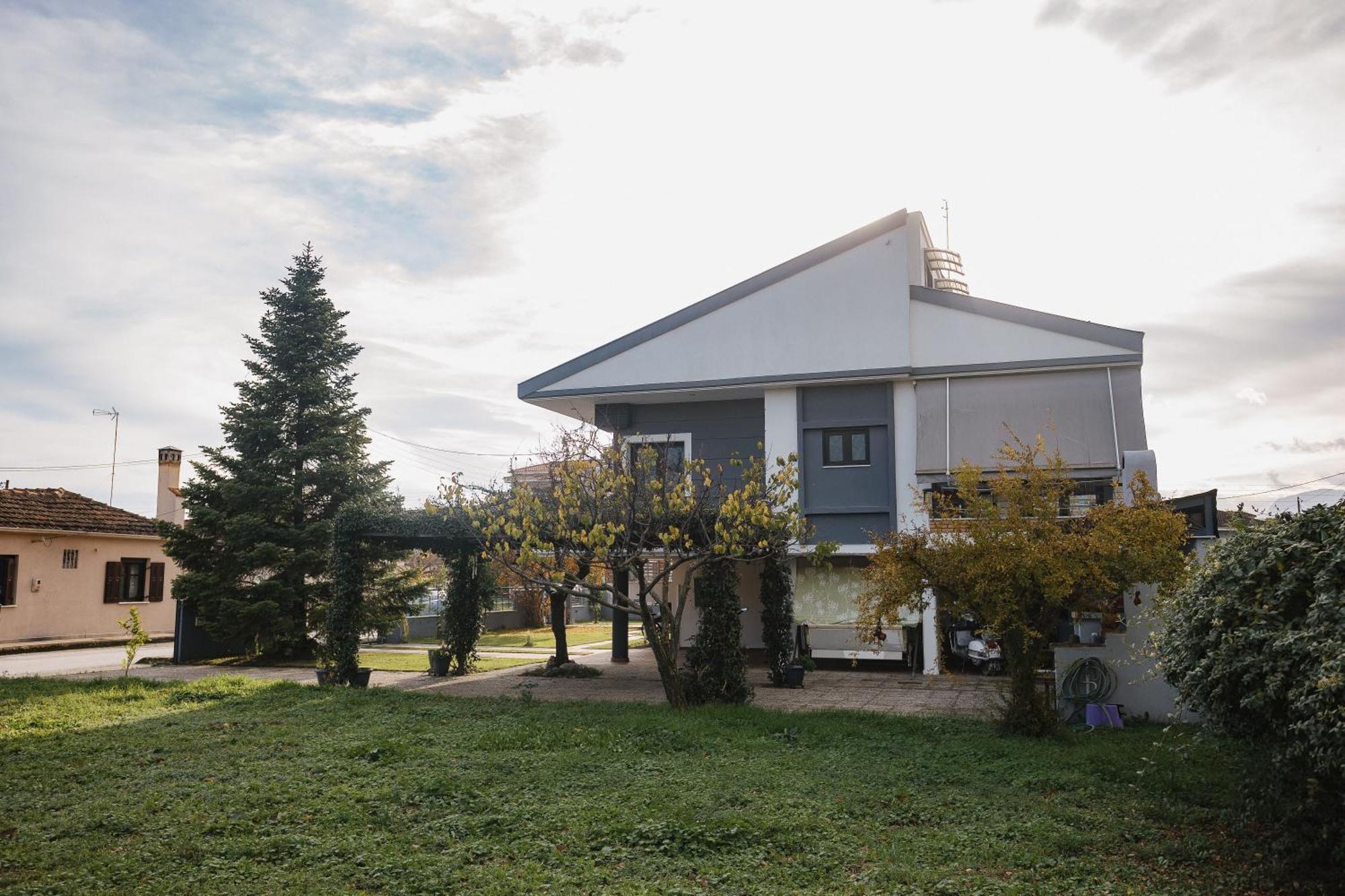 Billiard Home In Trikala Exterior photo